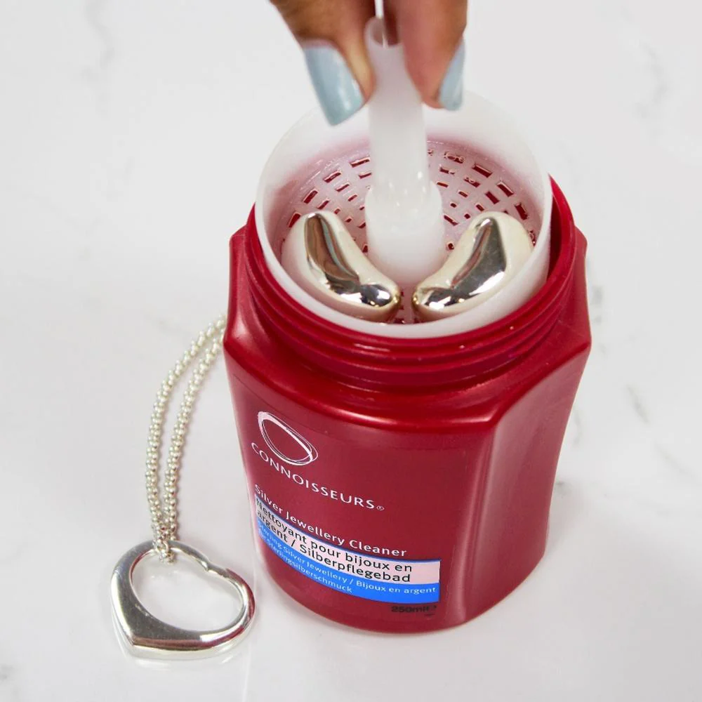 Maintaining Sterling Silver Shine: Sterling Silver Cleaner Jewelry